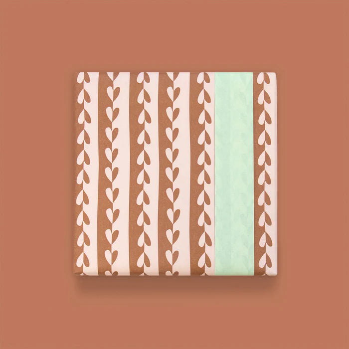 Cadeaupapier strepen hartjes 70cm